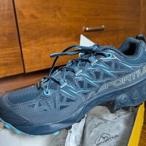 La Sportiva Akyra W GTX Midnight/Aquarelle 38